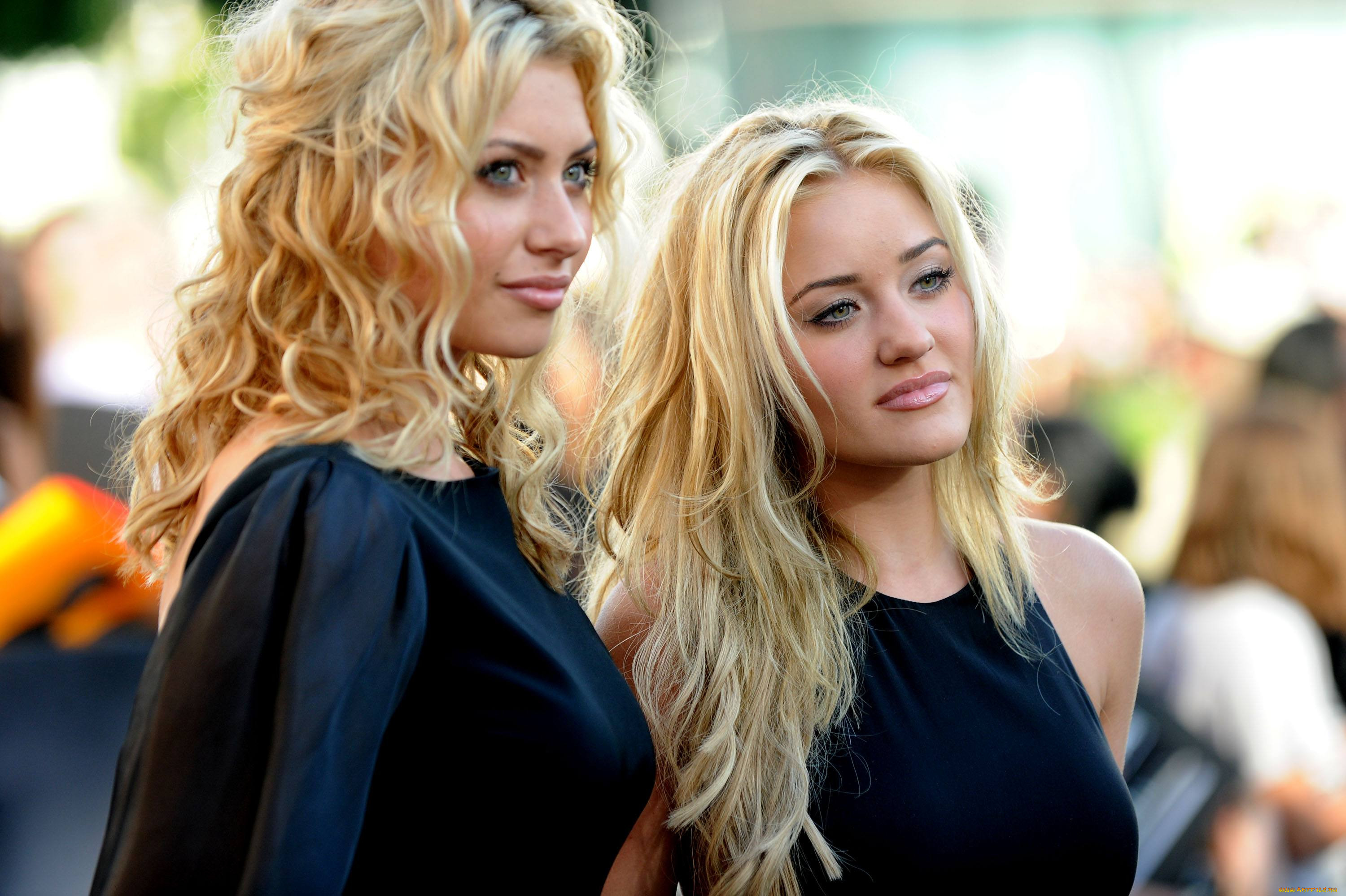 Their girl. Aly & AJ. Aly and AJ фото. 78violet. Aly Michalka сестра.